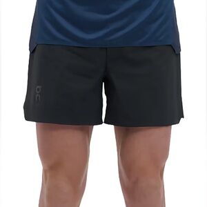 ON RUNNING Men's 5'' Lightweight Shorts Sz M